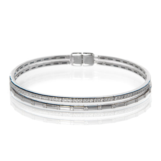 Bracciale rigido doppio filo oro bianco con diamanti, gioielli di lusso artigianali, bracciale con chiusura a calamita, alta gioielleria italiana, Collezione Conte Creative gioielli esclusivi, bracciale elegante con diamanti F color VS.