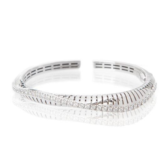 Bracciale rigido oro bianco con diamanti, bracciale a onda alta gioielleria, gioielli di lusso artigianali, bracciale in oro bianco 18 kt, Collezione Conte Creative gioielli esclusivi, bracciale con diamanti F color VS.
