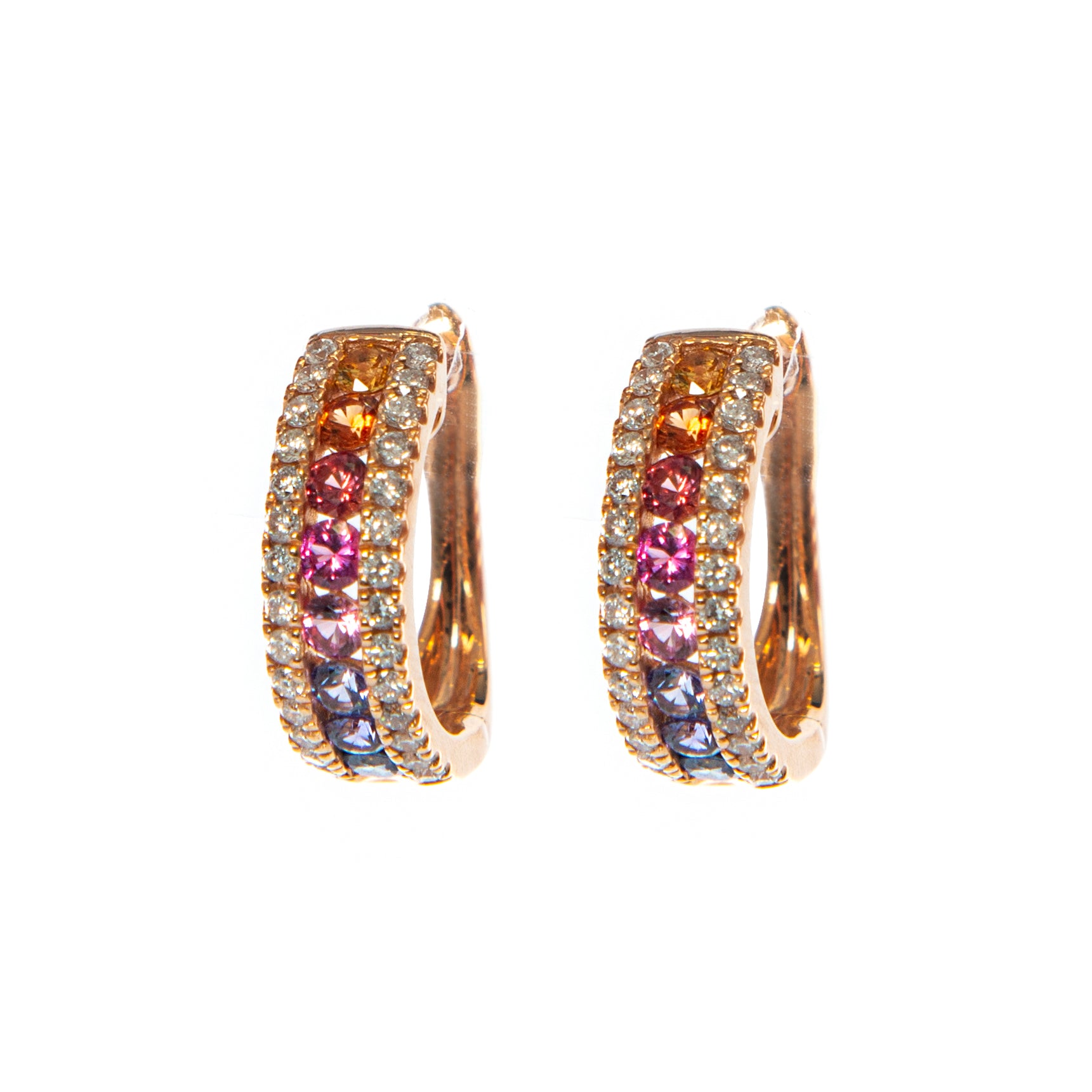 Orecchini a cerchio con fiore di rubino in oro 14k: orecchini a cerchio con pavé di zirconi cubici - Italia Orecchini a cerchio con fiore di rubino in oro 14k: orecchini a cerchio con pavé di zirconi cubici - Italia