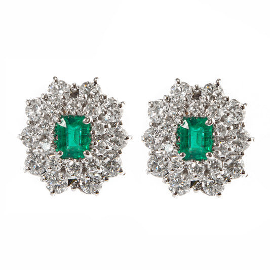 Orecchini con smeraldi Colombia e diamanti, gioielli di lusso artigianali, orecchini in oro bianco 18 kt con smeraldi naturali, alta gioielleria italiana, Collezione Conte Creative gioielli esclusivi, orecchini eleganti con diamanti F color VS.