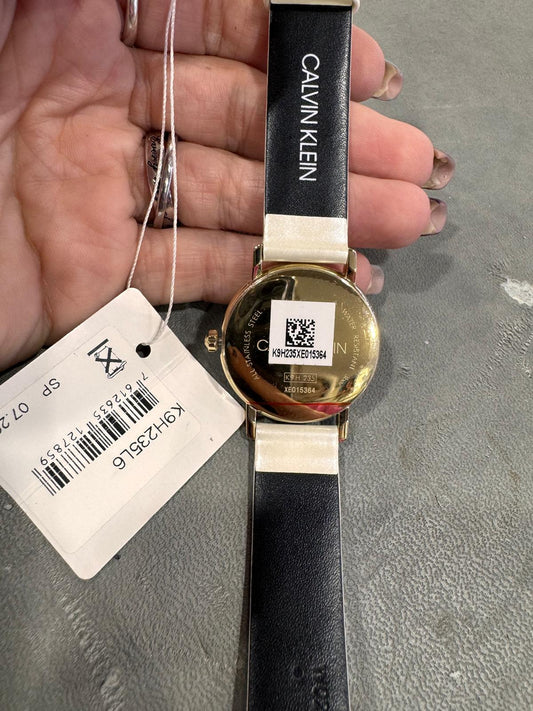 Calvin Klein K9H235L6 | Orologio al quarzo Swiss Made con cinturino avorio