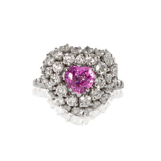 Anello zaffiro rosa a cuore e diamanti, anello in oro bianco 18 kt, gioielli di lusso artigianali, alta gioielleria italiana, Collezione Giuseppe Conte gioielli esclusivi, zaffiro rosa naturale Madagascar.