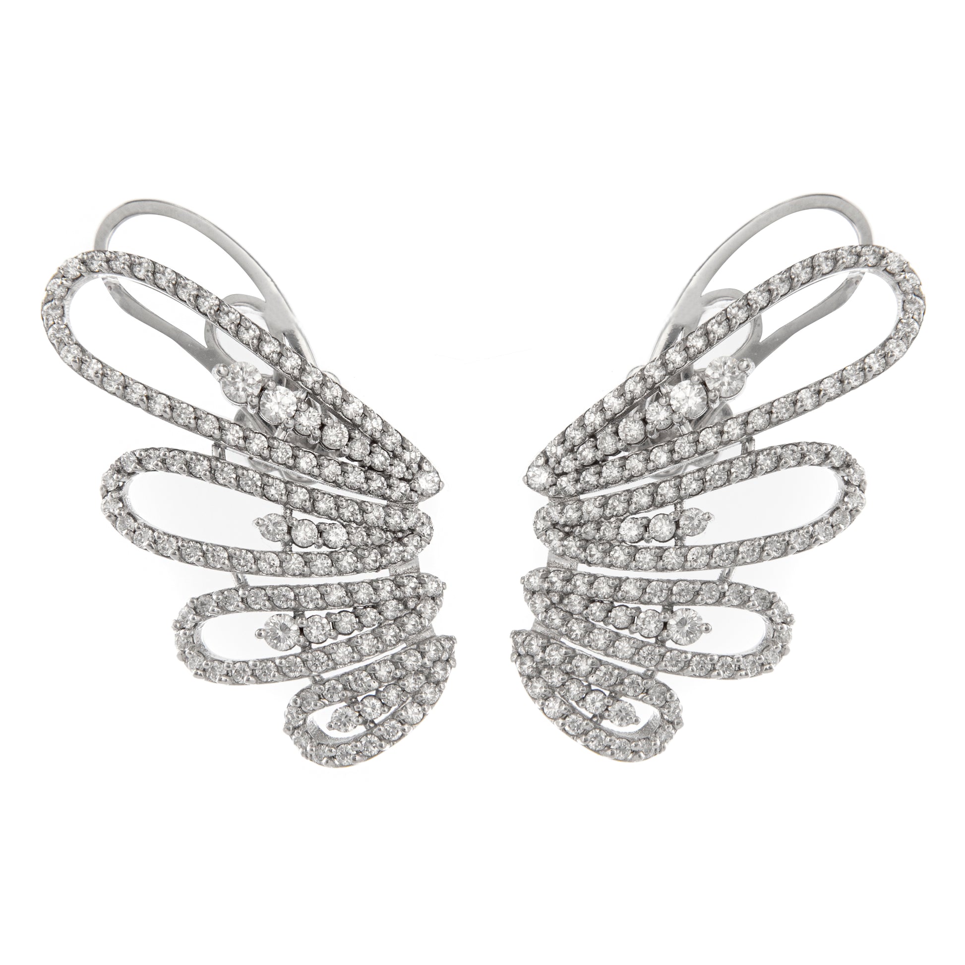 Orecchini ali di farfalla in oro bianco con diamanti, gioielli di lusso artigianali, orecchini con pavé di diamanti F color VS, alta gioielleria italiana, Collezione Conte Creative gioielli esclusivi, orecchini eleganti ispirati alla natura.