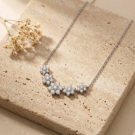 Collana Leo Pizzo in Oro Bianco 18 kt con Diamanti