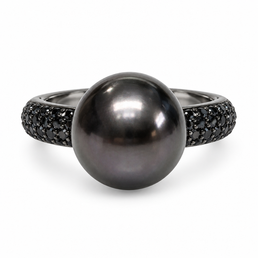 Anello Nimei in oro 18 kt con perla Tahiti e diamanti neri