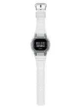 Carica l&#39;immagine nel visualizzatore di Gallery, Casio G-shock DW-5600SKE-7 - Gioielleria Conte
