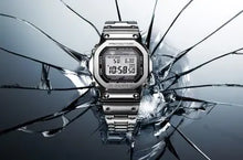 Carica l&#39;immagine nel visualizzatore di Gallery, Casio G-shock GMW-B5000D-1ER - Gioielleria Conte
