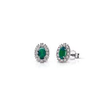 Carica l&#39;immagine nel visualizzatore di Gallery, Orecchini con smeraldi ovali con contorno di diamanti due griffe - Gioielleria Conte
